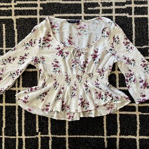 Adorable American Eagle White Peasant Top